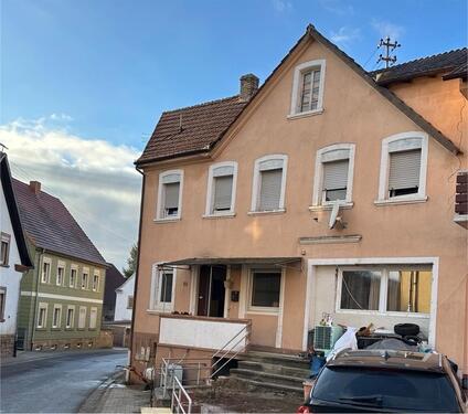 Foto - Familien Haus zur vermieten - 850,00&nbsp;EUR Kaltmiete, ca.&nbsp; 150,00&nbsp;m&sup2;
