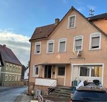 Familien Haus zur vermieten - 850,00&nbsp;EUR Kaltmiete, ca.&nbsp; 150,00&nbsp;m&sup2; in Nußbach (PLZ: 67759)