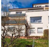 Großzügig, innenstadtnah am sonnigen Südhang - Marburg