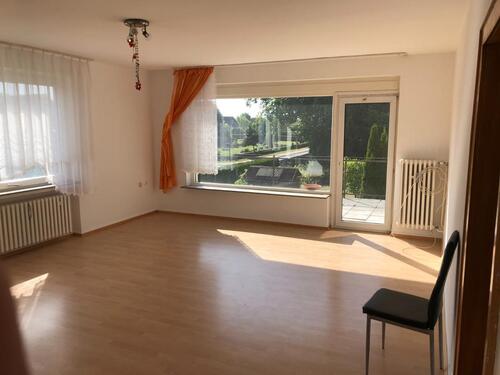 Foto - Großzügige 4-Zimmer-Wohnung mit Balkon und Gartenanteil in Mehle