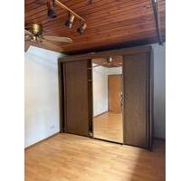 1 Zimmer in WG - 450,00&nbsp;EUR Kaltmiete, ca.&nbsp; 20,00&nbsp;m&sup2; in Crailsheim (PLZ: 74564)