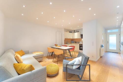 Foto - Vollmöblierte EG Wohnung mit großer Terrasse in ruhiger Lage