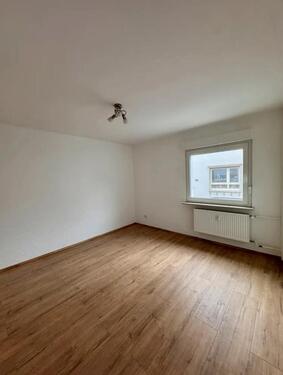 Foto - Wohnung Griesheim bis Dezember - 1.140,00&nbsp;EUR Kaltmiete, ca.&nbsp; 60,00&nbsp;m&sup2;