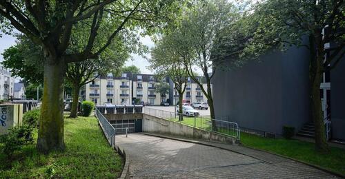 Foto - Sicherer Stellplatz in gepflegter Garage. Von Privat. Langfristig