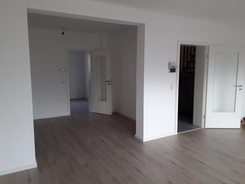 Foto - 7 Zimmer Reihenhaus zur Miete in Würzburg