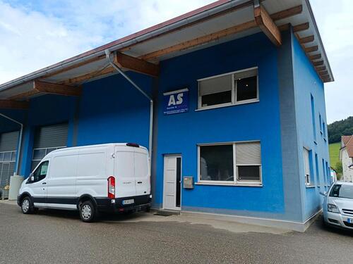 Foto - Halle zu vermieten - 2.000,00 EUR Kaltmiete,