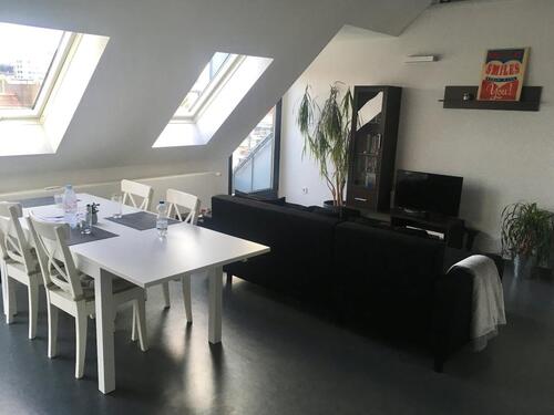 Foto - 3 Zimmer Dachgeschoßwohnung zur Miete in Saarbrücken