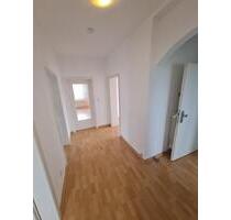 Schöne 4-Zimmer-Wohnung mit Terrasse & Garage in Hille-Oberlübbe