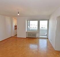 Ruhige 2-Zimmer-Wohnung mit Aufzug - Germering