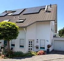 Provisionsfreie Doppelhaushälfte (DHH) mit Garage Unkel Scheuren