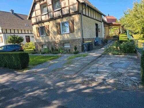 Foto - 2,5 Zimmer Wohnung mit separatem Eingang & Stellplatz