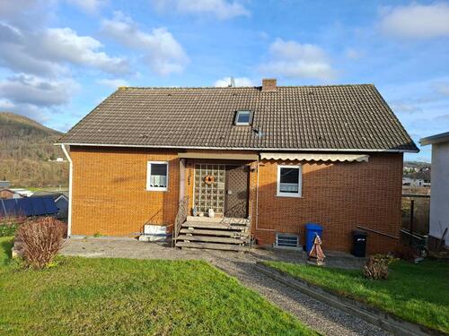 Foto - 7 Zimmer Einfamilienhaus zum Kaufen in Rotenburg an der Fulda