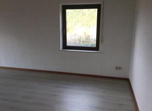 Foto - Erdgeschoss Wohnung mit Terrasse in WaldbreitbachWüscheid