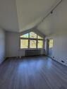 Foto - Lichtdurchflutete 2-Zimmer-Wohnung mit Balkon, Stellplatz & Küche