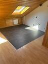 Foto - 2 - Zimmer DG-Wohnung in Aschaffenburg mit Garage - sofort frei!