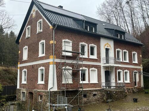 Foto - Sanierte 3 Zimmer-Wohnung im 1.OG