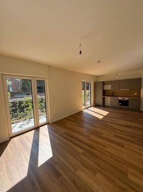 Foto - 2 Zimmer Wohnung mit gehobener Innenausstattung, Süd-Terasse, EBK