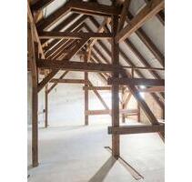 Atelier-,Künstler-o.Hobbyfläche im ausgebauten Dachgeschoss in gefragter Lage von Berlin-Wilmersdorf