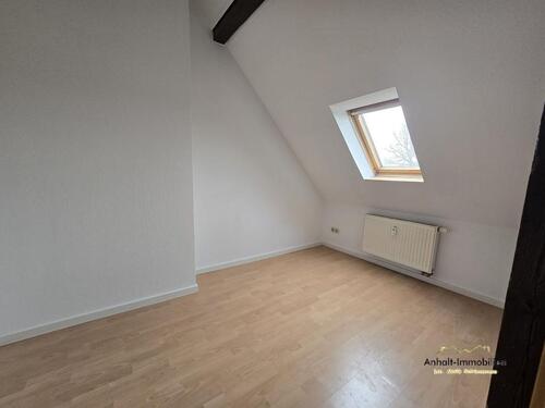 Foto - Dachgeschoßwohnung in Bitterfeld-Wolfen zur Miete