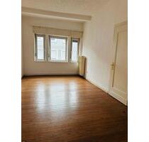 Großzügiges Wohnglück in Dillingen: 4 ZKB - Dillingen (Saar)