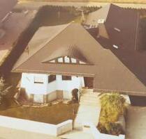 Exklusive Villa (2FH) in Erzhausen - Top-Feldrandlage