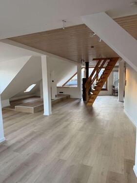 Foto - 2.5 Zimmer Dachgeschoßwohnung in Stuttgart
