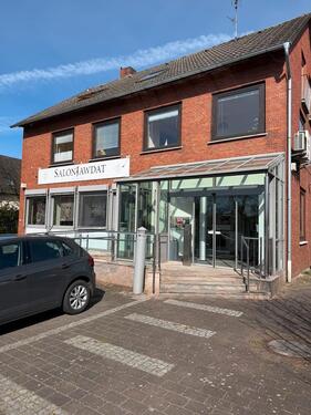 Foto - Übernahme Friseursalon - 123,00&nbsp;EUR Kaltmiete, ca.&nbsp; 240,00&nbsp;m&sup2;