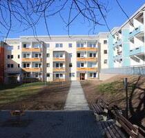 Balkonwohnung zum Sofortbezug - 371,00&nbsp;EUR Kaltmiete, ca.&nbsp; 61,82&nbsp;m&sup2; in Chemnitz (PLZ: 09130) Hilbersdorf