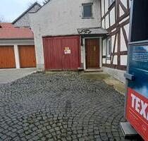 Alsfeld Zentrum: Garage + Stellplatz zu vermieten