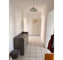 *Helle 2-Zimmer Wohnung in der Erfurter Andreasvorstadt*