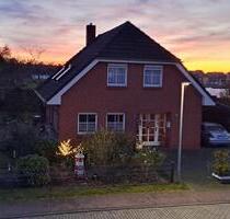 Einfamilienhaus, ruhige Lage, sehr gepflegt, Garage, Kamin - Ueckermünde