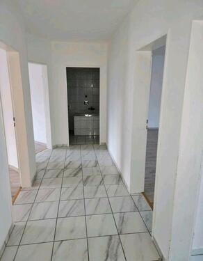 Foto - Zentrale & Helle 3-Zimmer-Wohnung mit Traumbalkon im 3. OG✨️