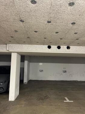Foto - Tiefgaragenstellplatz zur Miete – Stuttgart-Nord