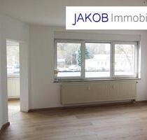Seniorengerechte 3-Zimmer-EG -Wohnung mit Einbauküche und Balkon - Kulmbach Blaich