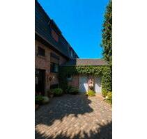 Doppelhaushälfte in Hüls - 390.000,00&nbsp;EUR Kaufpreis, ca.&nbsp; 136,00&nbsp;m&sup2; in Krefeld (PLZ: 47839) Hüls