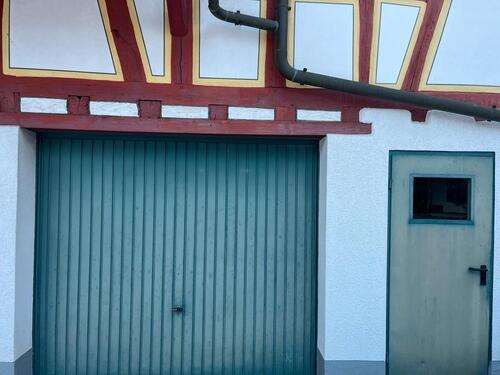 Foto - Vermiete Garage: Oldtimer, Motorrad, Auto, Anhänger Stellplatz