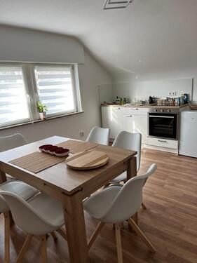 Foto - Helle Dachgeschosswohnung in ruhiger Lage