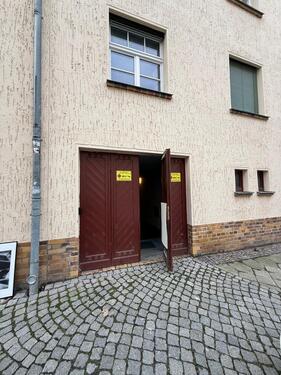 Foto - Garage mit Stromanschluss - 110,00&nbsp;EUR Miete,