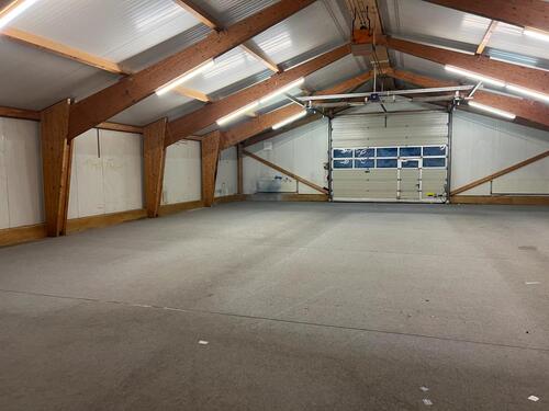 Foto - Stellplätze Indoor & Outdoor & Seecontainer Lager in Schönberg