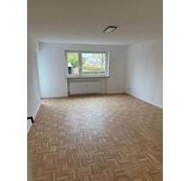 3-ZKB in Barbing - frisch renoviert, Garage, Balkon, ruhige Lage