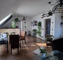 Schöne stilvolle Eigentumswohnung im DG, 3 Zi.,Balkon, Garage - Peine Peine Kernstadt