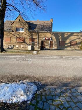 Foto - Saniertes 2-Familienhaus + Ladenfläche, Werkstatt & XXL-Garagen