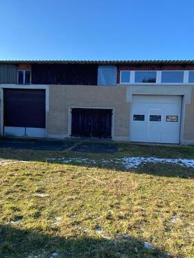 Foto - 8 Zimmer Mehrfamilienhaus, Wohnhaus zum Kaufen in Falkenberg/Elster