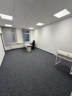 Foto - 2 Büroräume zu vermieten – 1 Büro mit Küche – Wolfsburg