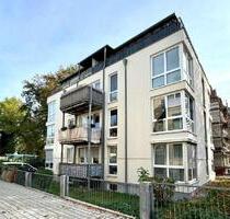 2 Zimmer möblierte Wohnung mit Balkon in Dresden Cotta