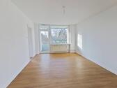 Foto - **Moderne 3-Zimmer-Wohnung mit BALKON und EBK**
