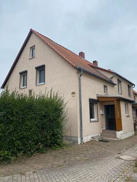 Foto - Haus. Doppelhaushälfte. Mehrfamilienhaus. PROVISIONSFREI + VB