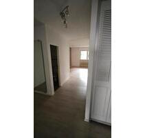 3-Zimmer-EG-Wohnung mit Balkon – ab November frei - Bad Salzuflen