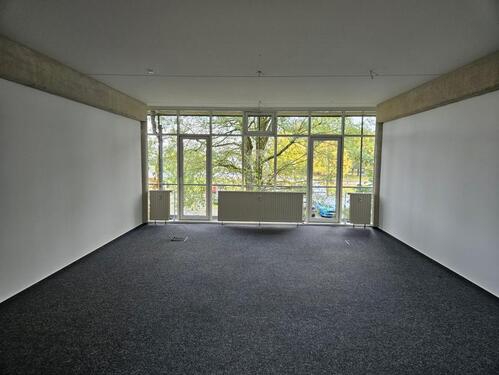 Foto - GILDE-Zentrum Detmold: Attraktives 47 m²-Büro mit Top-Lage nahe dem Haupteingang