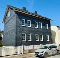 4-Raum Wohnung im 1. OG mit + Zugang zum großen Garten mitten in Ilmenau